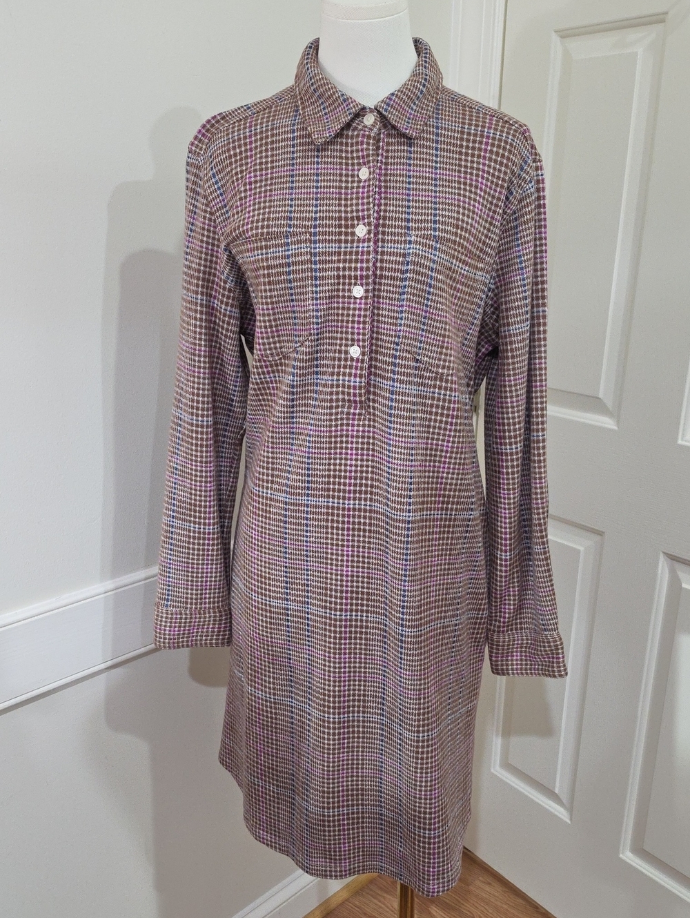 Lands' End Sport Knit Knee-Length Plaid Shirt Dress - Size L